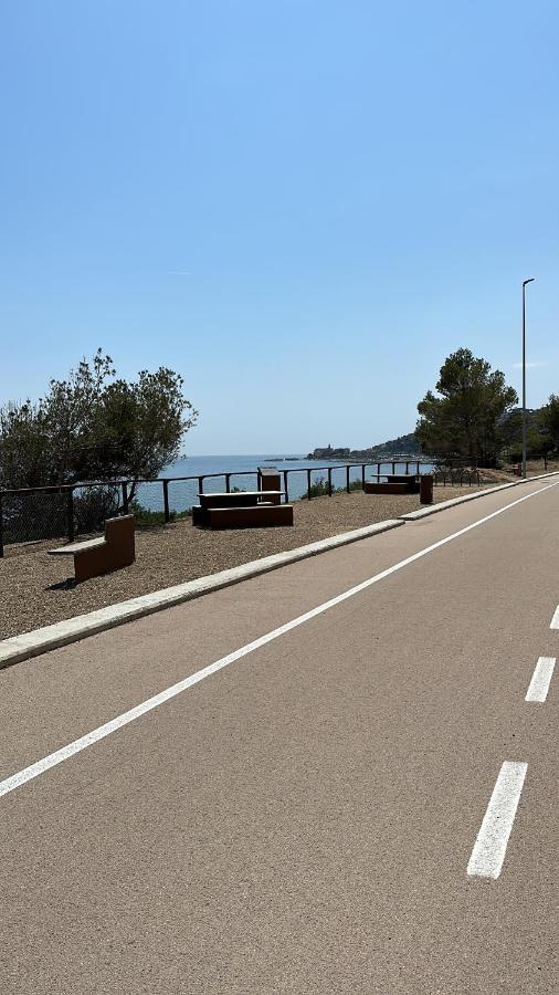 Appartamento Vicino Al Mare Con Parcheggio Riva Ligure Ngoại thất bức ảnh